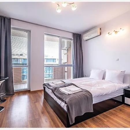 Casa Rossa 3 *